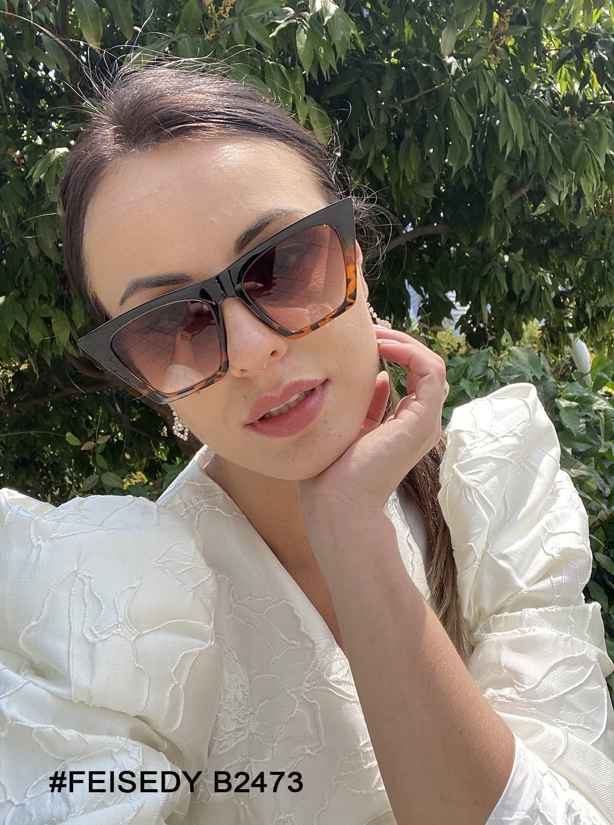 FEISEDY Vintage Square Cat Eye Sunglasses Women Trendy Cateye Sunglasses B2473