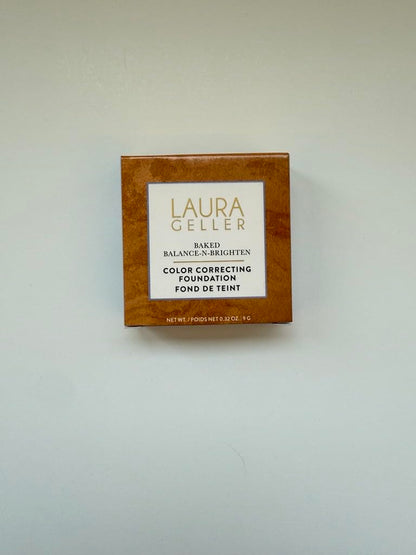 LAURA GELLER NEW YORK Baked Double Take Powder Foundation - Medium - Buildable Medium to Full Coverage - Matte Finish