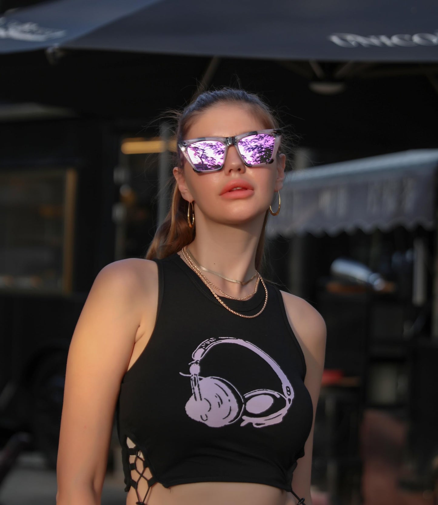 FEISEDY Vintage Square Cat Eye Sunglasses Women Trendy Cateye Sunglasses B2473